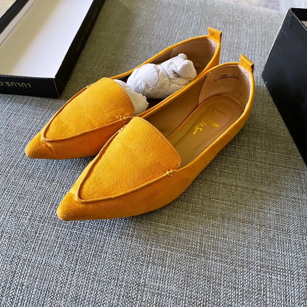 Gold pointed loafers size 7